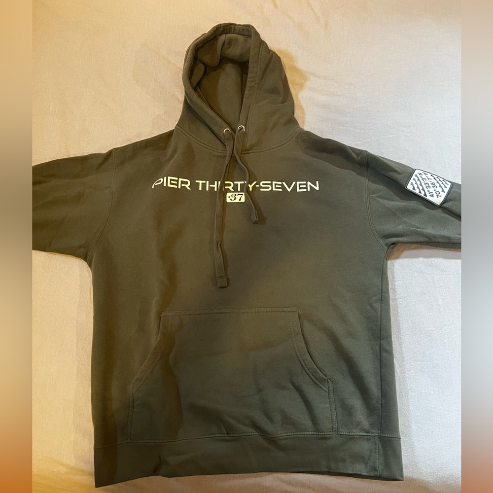 Pier 37 BoatHouse Sweatshirt